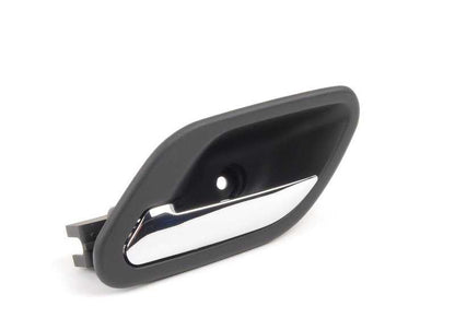 Maneta interior puerta izquierda OEM 51217032925 para BMW E39. Compatible con todas las versiones del BMW Serie 5 E39. Repuesto original BMW.