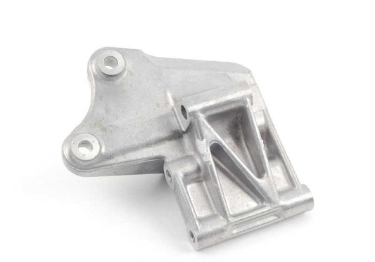 Soporte de montaje OEM 32411264642 para BMW E21, E30, E12, E28, Z1. Pieza original BMW para fijación de la bomba de dirección o alternador según modelo. Compatible con versiones manuales y automáticas.