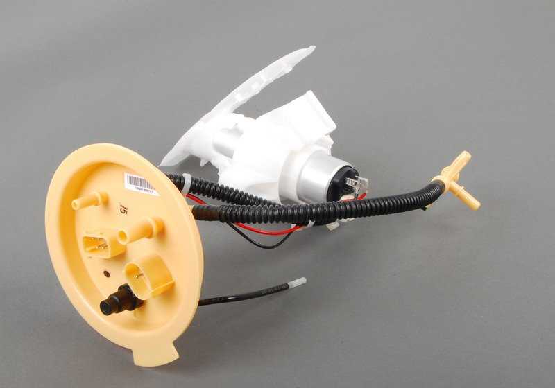 Unidad de alimentación de combustible OEM 16117260648 para BMW F07, F10, F11, F06, F12, F13. Original BMW.