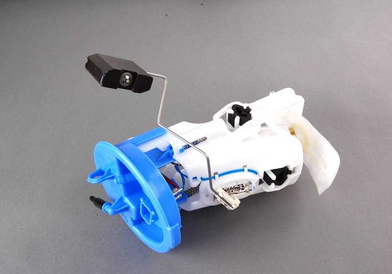 Bomba combustible, Lado Derecho para BMW E46 . Original BMW