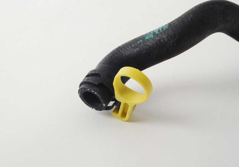 Intake pipe for BMW F20, F21, F22, F23, F30, F31, F34, F35, F32, F33, F36, F07, F10, F11, F18, E84, F25, F26, F15, F16, E89 (OEM 11537639998). Original BMW