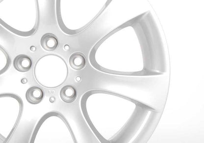Alloy Pneus Design Star 124 OEM 36116775794 para BMW E60 (525i, 525d, 530d XDrive e muito mais). Válido para o eixo traseiro. Medidas: 9x18 ET55. BMW original de cor prata.