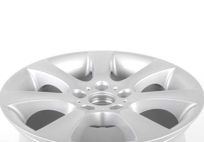 Alloy Pneus Design Star 124 OEM 36116775794 para BMW E60 (525i, 525d, 530d XDrive e muito mais). Válido para o eixo traseiro. Medidas: 9x18 ET55. BMW original de cor prata.