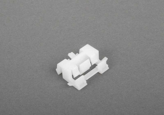 Clip de fijación OEM 51137291271 para BMW F20, F21, F22, F30, F31, F32, F34, F36, F87. Pieza original BMW para sujeción de molduras exteriores y techo.