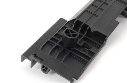 Soporte módulo izquierda OEM 17117600536 para BMW F20, F21, F22, F30, F31, F32... y más. Original BMW.