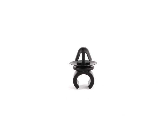 Clip de fijación OEM 13311738201 para BMW {E81, E82, E87, E88, E36, E46, E90, E91, E92, E93, E34, E39, E60, G30, G31, E32, E38, E65, G11, G12, E31, E84, E53, E89, E52, I12, I15} y MINI {R53, R55, R56, R57, R58, R59}. Original BMW y MINI.
