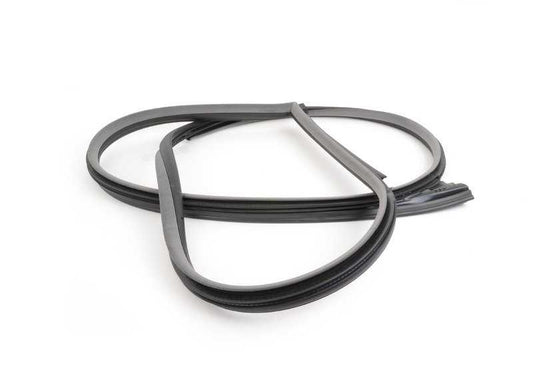 Protector de canto derecho OEM 51767008582 para BMW E63. Color gris basalto. Pieza original BMW.