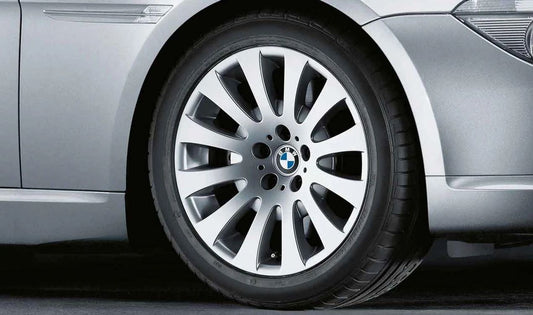 Llantas de aleación diseño Radial 118 OEM 36116765306 para BMW E63 y E64. Válida para modelos 630i con motores N52 y N53. Original BMW.