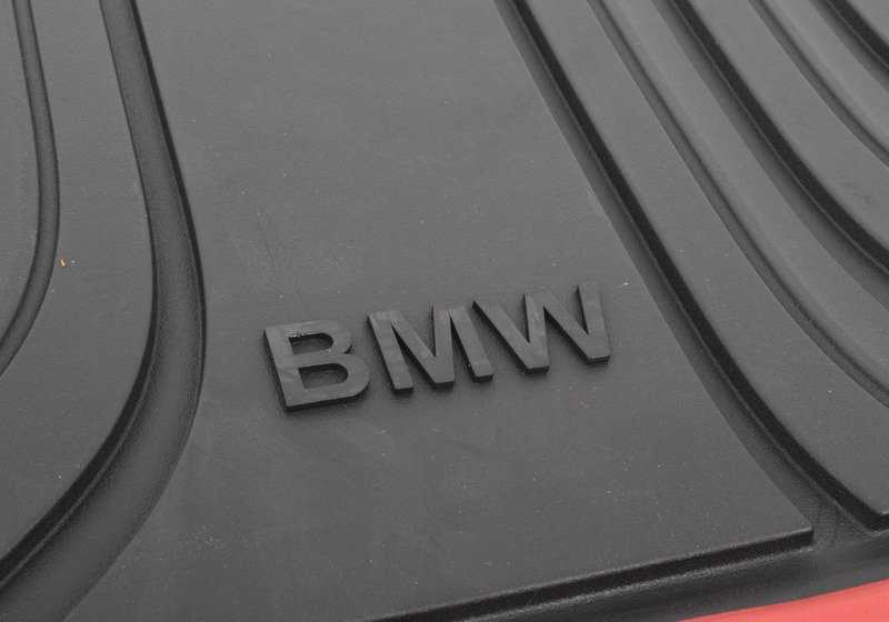 ORIGINAL RUBBLES OEM 51472297427 for BMW F21, F21N, F22, F22N, F87, F87N. Set of 2 rear mats resistant to water and dirt. Original BMW.
