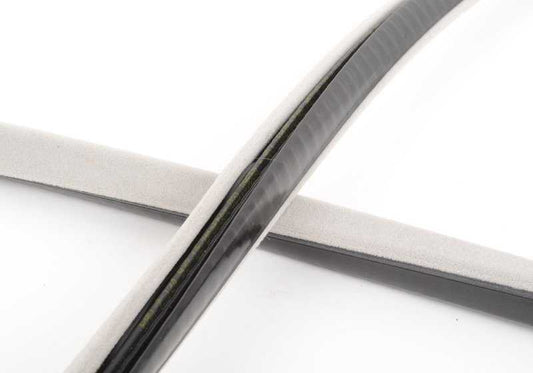 Junta gris OEM 51447124937 para BMW F20, F21, F22, F87, E90, E91, E92, F30, F80, F32, F36, F82, F26. Compatible con techos corredizos y tapizados. Original BMW.