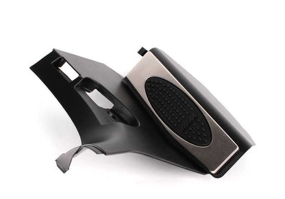 Revestimiento lateral reposapiés M, delantero izquierdo OEM 51432695411 para BMW Serie 3 E46. Original BMW.
