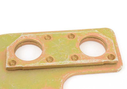 Support Chapa pour BMW E30, E34 (OEM 18211178296). BMW d'origine