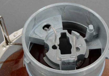 Luz de carretera derecha OEM 63121378338 para BMW E34, E32. Compatible con faros HELLA. Repuesto original BMW.