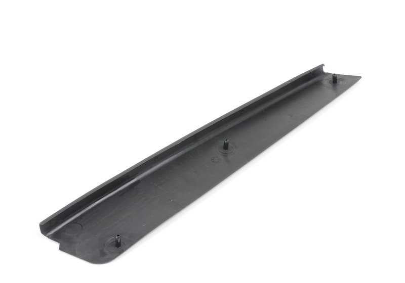 Marco embelezado Janela esquerda OEM 51411906475 para BMW E30. Substituição original da BMW.
