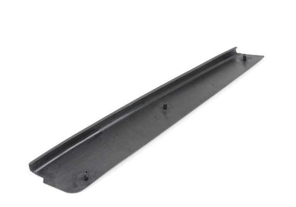 Marco embelezado Janela esquerda OEM 51411906475 para BMW E30. Substituição original da BMW.