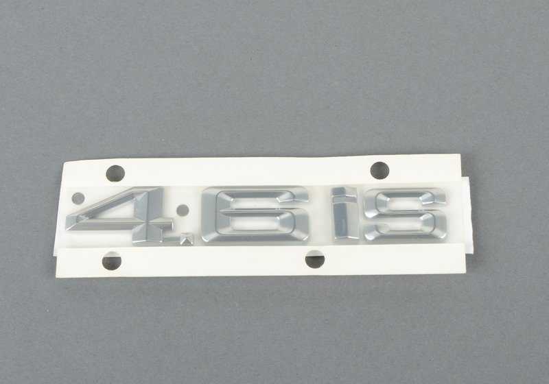 Emblema adhesivo lateral derecho OEM 51147056056 para BMW X5 E53 4.6is (2001-2003). Original BMW.