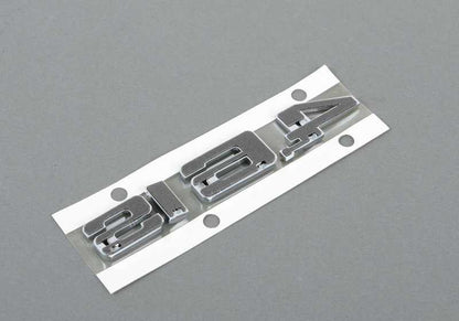 Emblema adhesivo lateral derecho OEM 51147056056 para BMW X5 E53 4.6is (2001-2003). Original BMW.