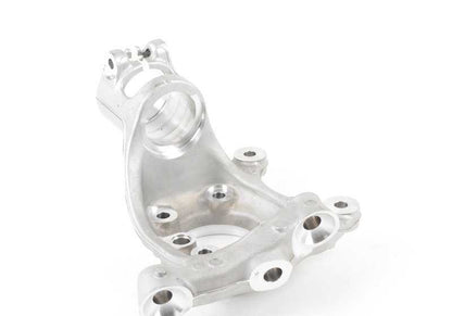 Right pivot bracket for BMW E82, E90, E92, E93 (OEM 31212283436). Original BMW