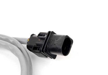 Sonda Lambda OEM 11787523435 para BMW E46, E60, E83. Sensor de oxígeno original BMW. Compatible con motores gasolina y diésel. Detecta y regula mezcla aire-combustible para un mejor rendimiento. Original BMW.