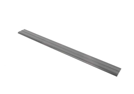 Embellecedor frontal OEM 51471904641 para BMW E30 (316, 316i) todos los modelos compatibles entre 1983 y 1990. Pieza original BMW.