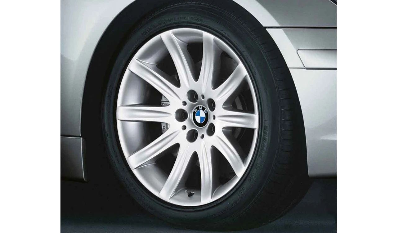 Star Aluminum Wheels for BMW 7 Series E65, E66 (OEM 36116753242). Original BMW