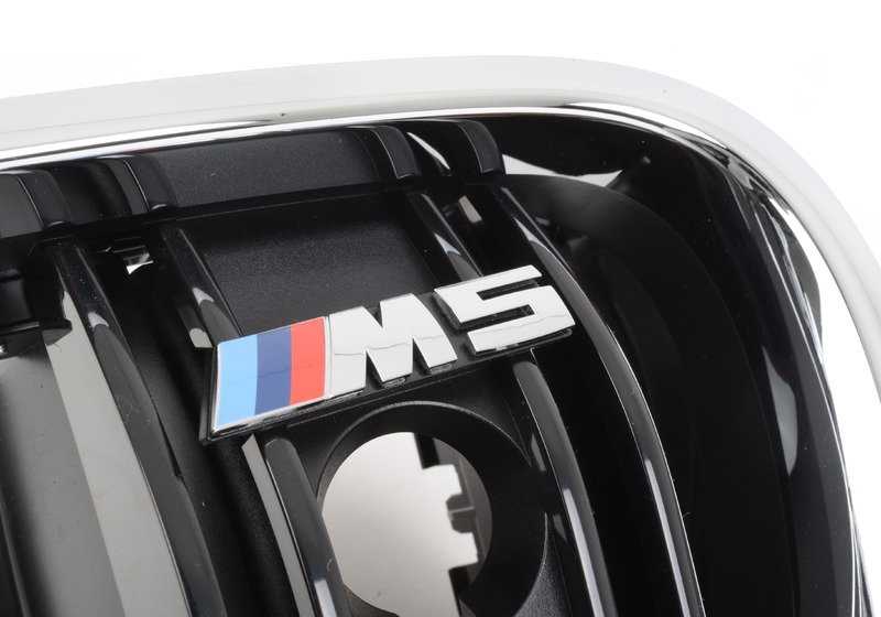 Rejilla decorativa frontal izquierda OEM 51138057229 para BMW F10 M5 (2011-2016). Original BMW.