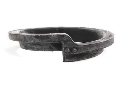 Upper spring rubber support OEM 31331128522 for BMW E30 316 and 316I with M10 engine. Compatible with manual and automatic models. Original BMW.