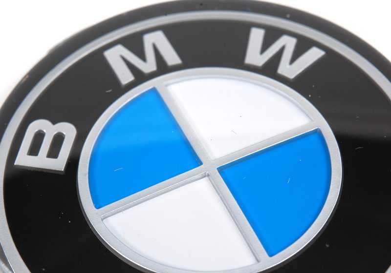 Plate for BMW E21, E30, E36, E12, E28, E34, E24, E23, E32, E31 (OEM 32331117279). Genuine BMW