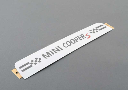 Embellecedor de entrada delantero derecho OEM 51779800668 para MINI Countryman R60. Original MINI.