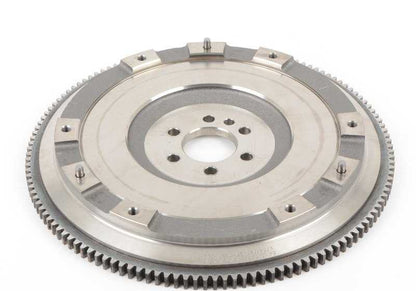 Volante motor OEM 11227561765 para MINI R55, R56, R57, R58, R59, R60, R61. Compatible con versiones One y Cooper con motor N12 y N16. Original MINI.