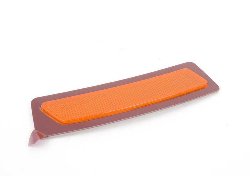 Luz de posición lateral izquierda OEM 63147847205 para BMW F30 y F31. Original BMW.
