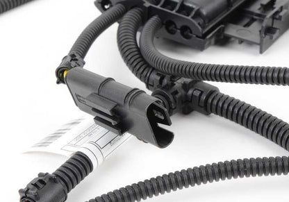 Arnés de cables Sensor del motor para BMW Serie 1 E82, E88, Serie 3 E90N, E91N, E92N, E93N, X5 E70N, X6 E71 (OEM 12517635393). Original BMW.