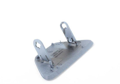 Tapa lateral derecha imprimada OEM 51118055236 para BMW F10. Pieza original BMW. Ideal como recambio de la cubierta exterior derecha del parachoques delantero.