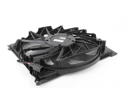 Fan con alloggiamento OEM 17427542912 per BMW Z4 E85, E86. Prodotto BMW originale.