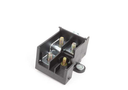 B+ OEM connection support 12521745260 for BMW E34, E32, E31. Original BMW piece, part of the battery and starting wiring system. Ideal to maintain stable electric current in your vehicle.