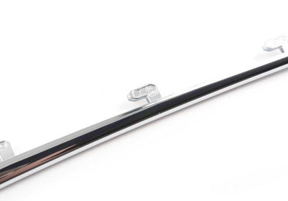 Moldura lateral delantera izquierda para BMW E63, E64 (OEM 51137009247). Original BMW.