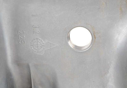 Tapa de diferencial trasero OEM 33111210664 para BMW E28 y E24. Pieza original BMW.