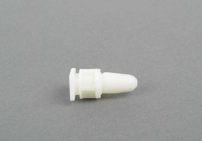Clip sujeción molduras OEM 51478108210 para BMW E31. Pieza original BMW.