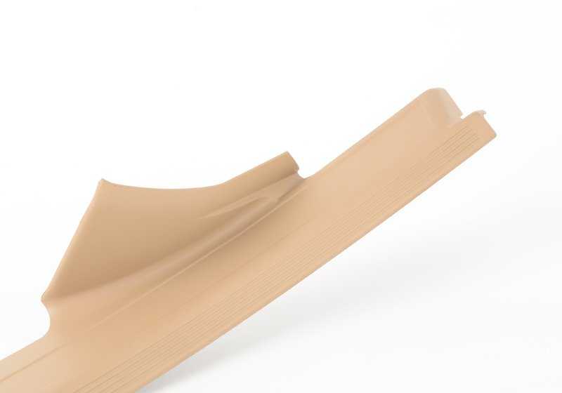 Embellecedor de estribo trasero izquierdo en color beige OEM 51478174537 para BMW Serie 7 E38. Original BMW.