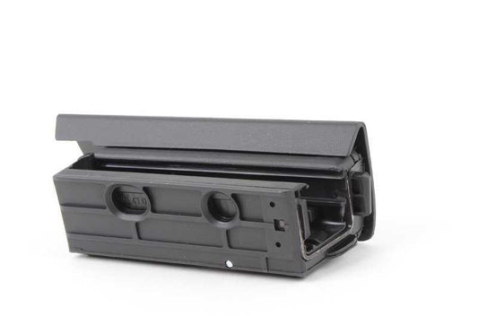 Soporte derecho para cortinilla parasol trasera OEM 51477033550 para BMW X5 E53. Original BMW.