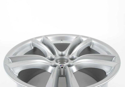 Tire en alliage OEM 36117841824 M Doppelspeiche 303 Design pour BMW F07 (série 5 GT), F01 / F02 (série 7), F04 (7 séries hybrides). BMW d'origine.