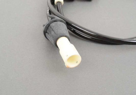 Sensor de velocidad de rueda trasero derecho OEM 34521155710 para BMW E28 y E24. Original BMW.