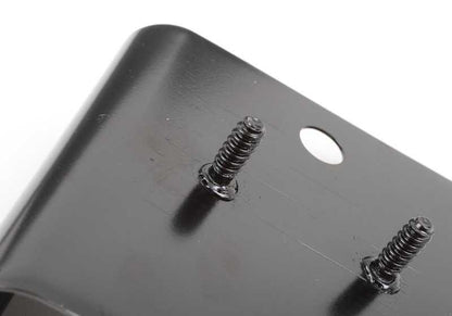 Refuerzo inferior para faldón OEM 41217275566 para BMW E90, E91. Original BMW.