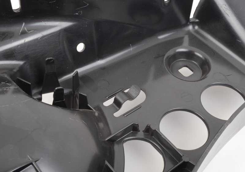 Soporte para paragolpes trasero derecho OEM 51127895752 para BMW E60. Original BMW.