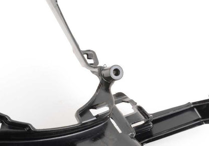 Soporte de luz antiniebla derecha OEM 51117266198 para BMW F30, F31. Original BMW.