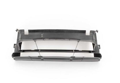 Conducto de aire inferior OEM 51747255414 para BMW F20, F21, F30, F31. Original BMW.