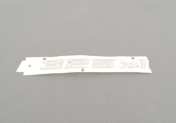 Emblema pegado trasero para BMW E91 (OEM 51147120254). Original BMW