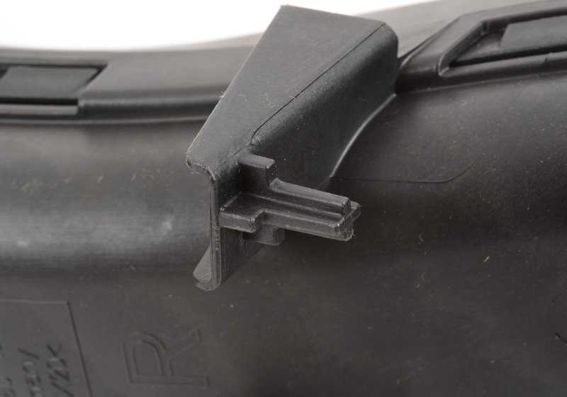Air duct Right front brake 51747229186 for BMW E92 and E93. Improve brake ventilation. Original BMW.