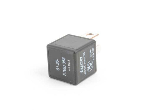 Relé interruptor negro OEM 61368350358 para BMW E36, E34, E39, E32, E38. Repuesto eléctrico compatible para varios sistemas del vehículo. Original BMW.