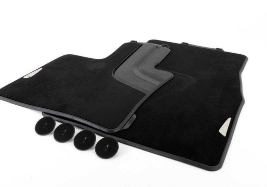 Black Mockery Carpet OEM 51472347731 pour BMW X5 F15 et X6 F16. Match avant complet. Non-glipage, résistant à l'eau, avec insert métallique. BMW d'origine.
